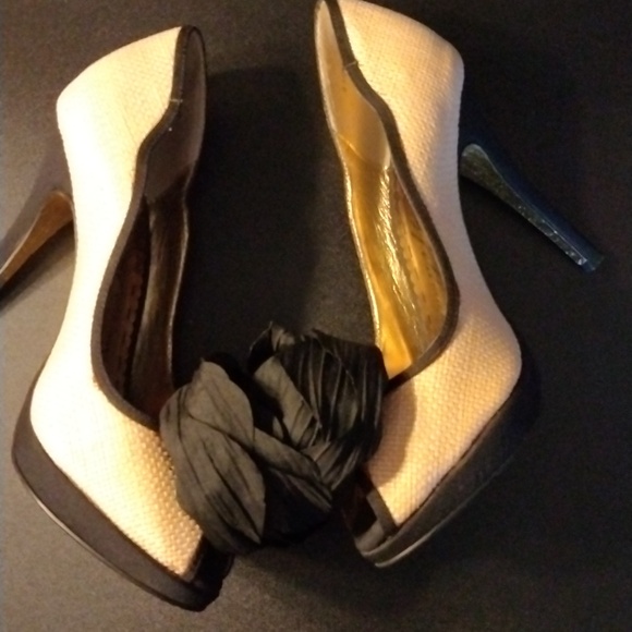 Beverly Feldman Peep Toe high heels - Picture 8 of 16
